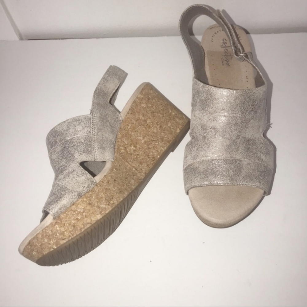 CLARKS ANNADEL IVORY WEDGE SANDAL/SIZE 9.5M